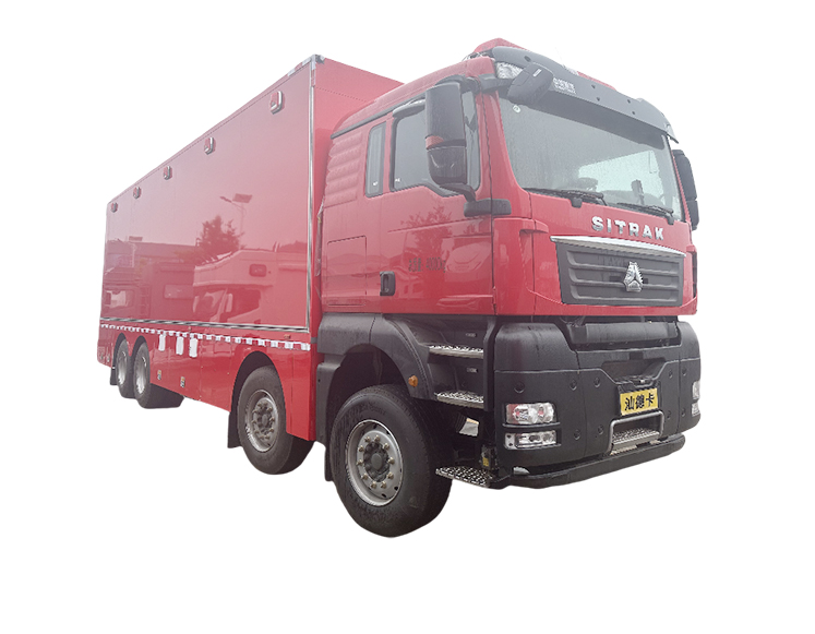 汕德卡装备运输车.jpg